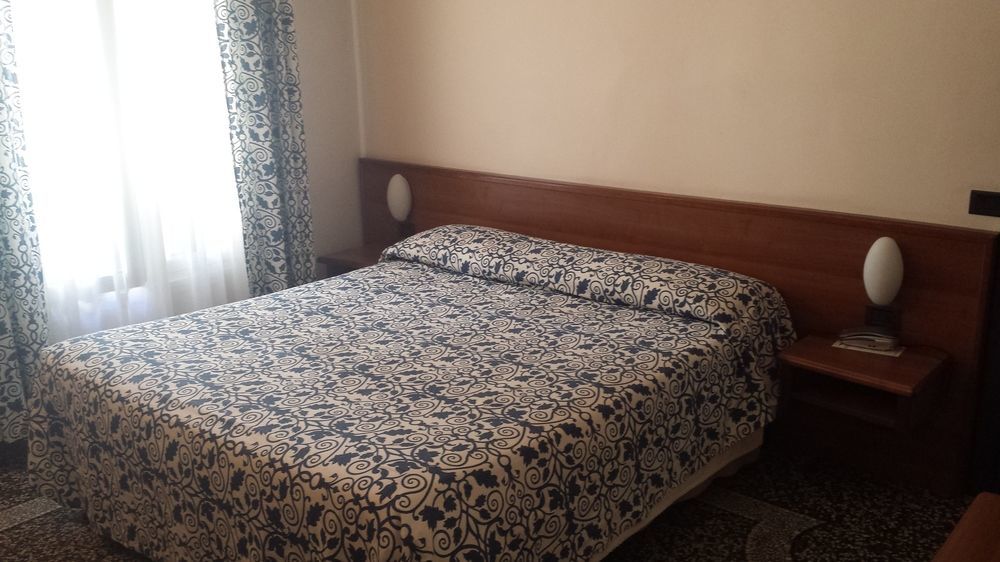 ראפאלו Hotel Riviera מראה חיצוני תמונה