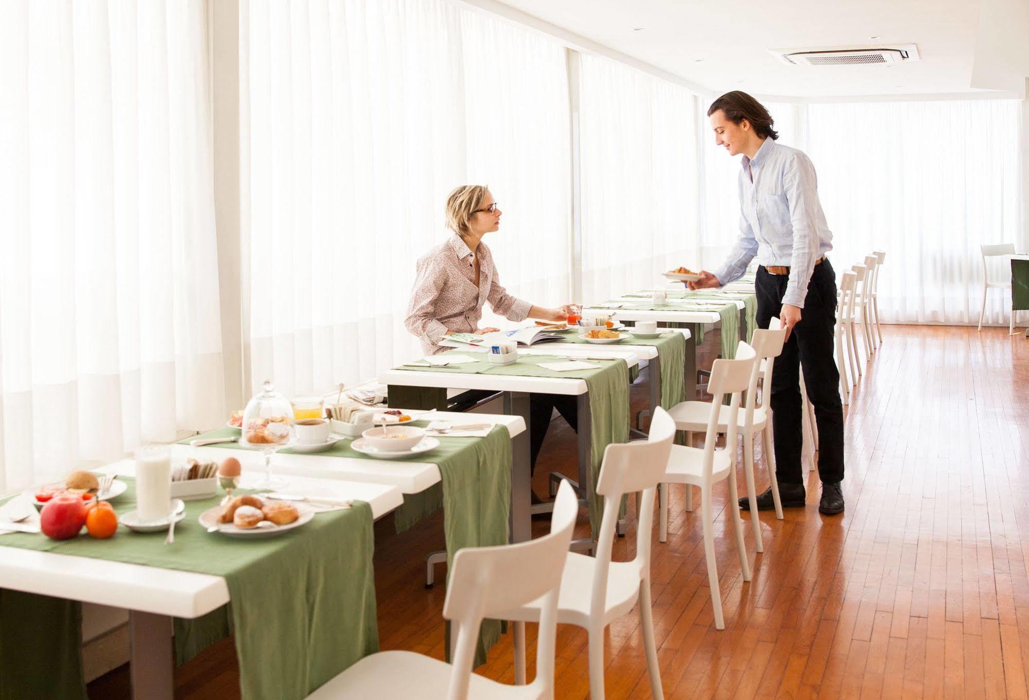 ראפאלו Hotel Riviera מראה חיצוני תמונה
