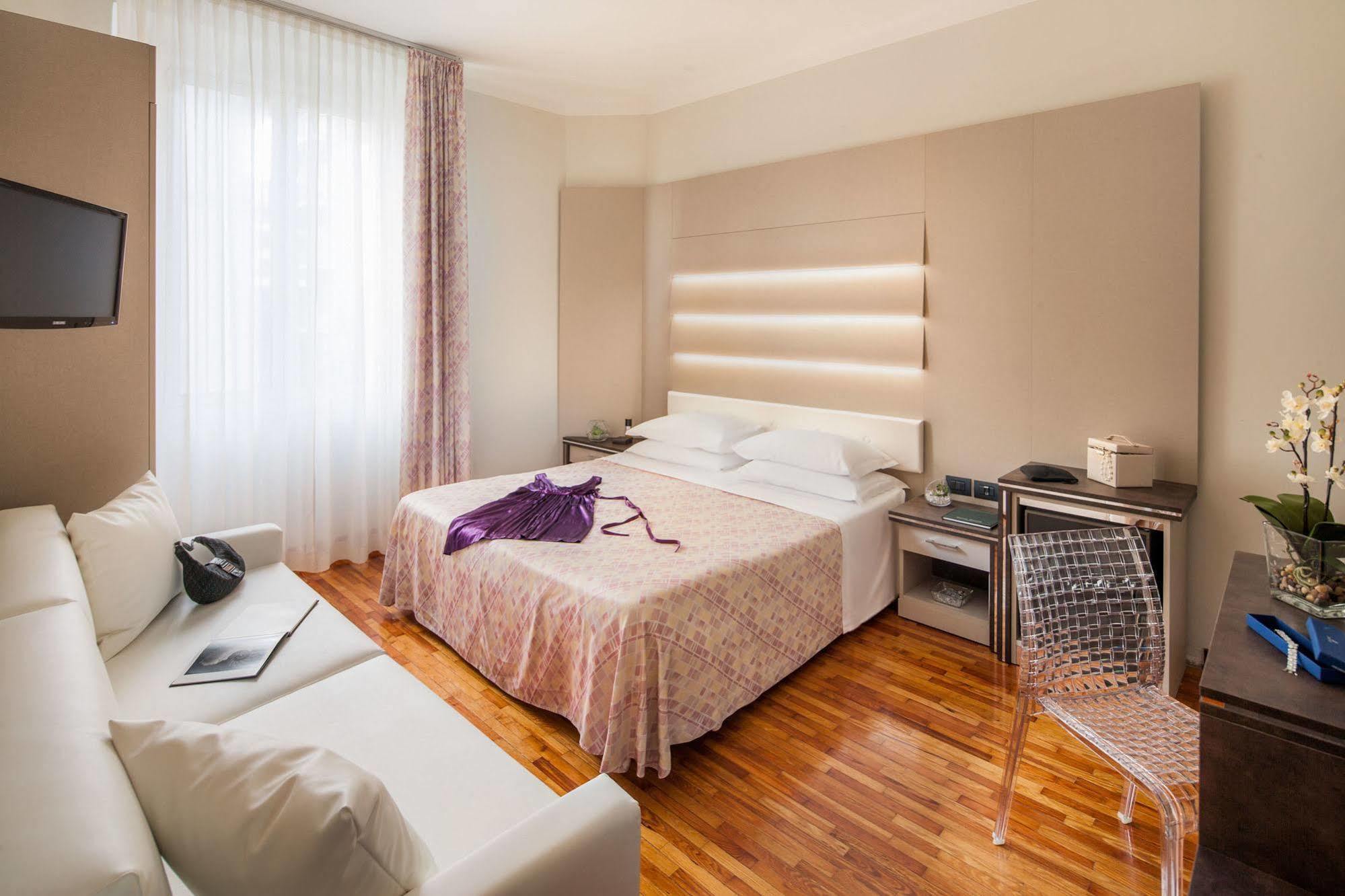 ראפאלו Hotel Riviera מראה חיצוני תמונה
